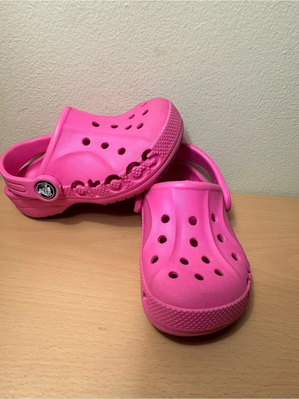 Crocs Classic Clog Pink Slip On Shoes Size C 8